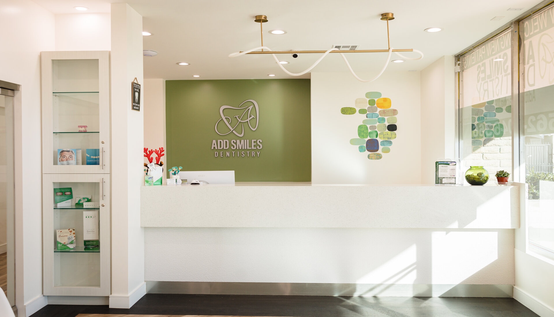 https://dentistspa.us/wp-content/uploads/2023/12/Aditi-Dental-Clinic-Photography-2907-2.jpg